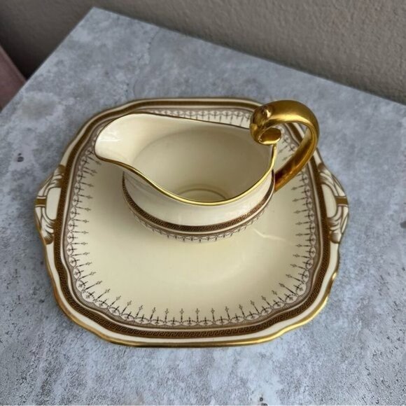 Jackson & Gosling Grosvenor China Milk Jug, pattern # 8369 Porcelain Creamer Set - Picture 2 of 8